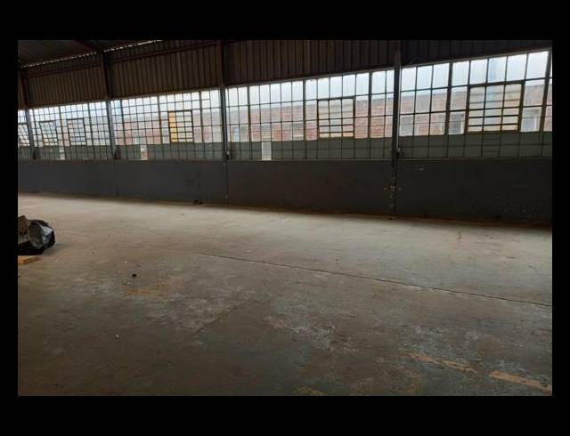 452M² WAREHOUSE TO LET IN ANDERBOLT